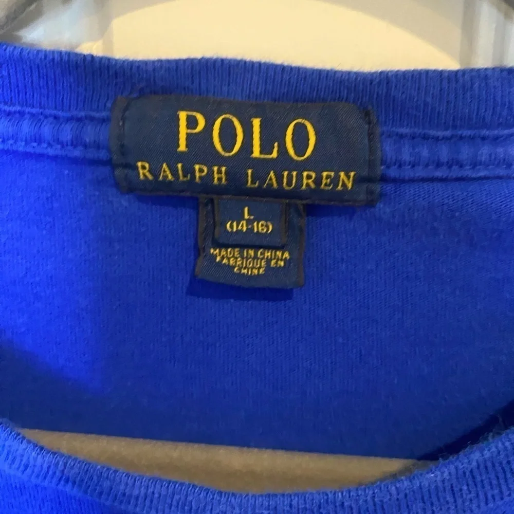 Ralph Lauren Boy long sleeve crewneck shirt, sz 14-16, Royal blue w/green horse